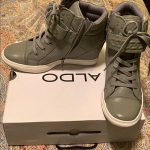 Women’s Aldo Heeled tennis shoes